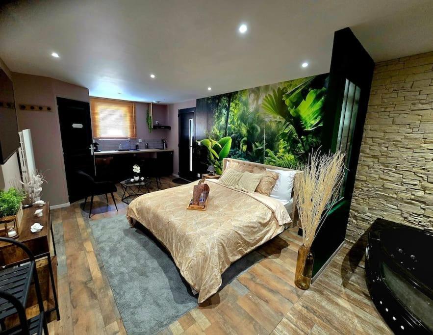 Appartement Chambre Cosy - Jacuzzi - Little Room ヴァンドーム エクステリア 写真